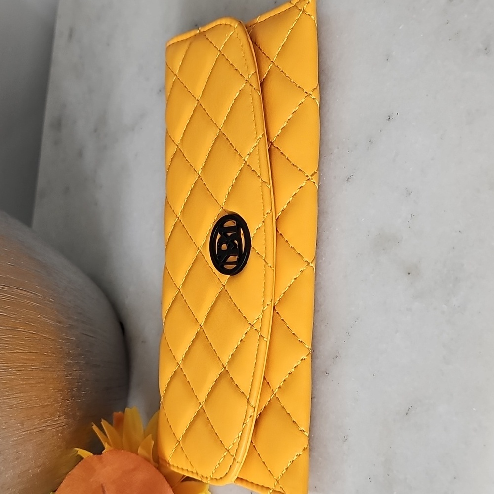 Badgley Mischka Wallet - Picture 8 of 8